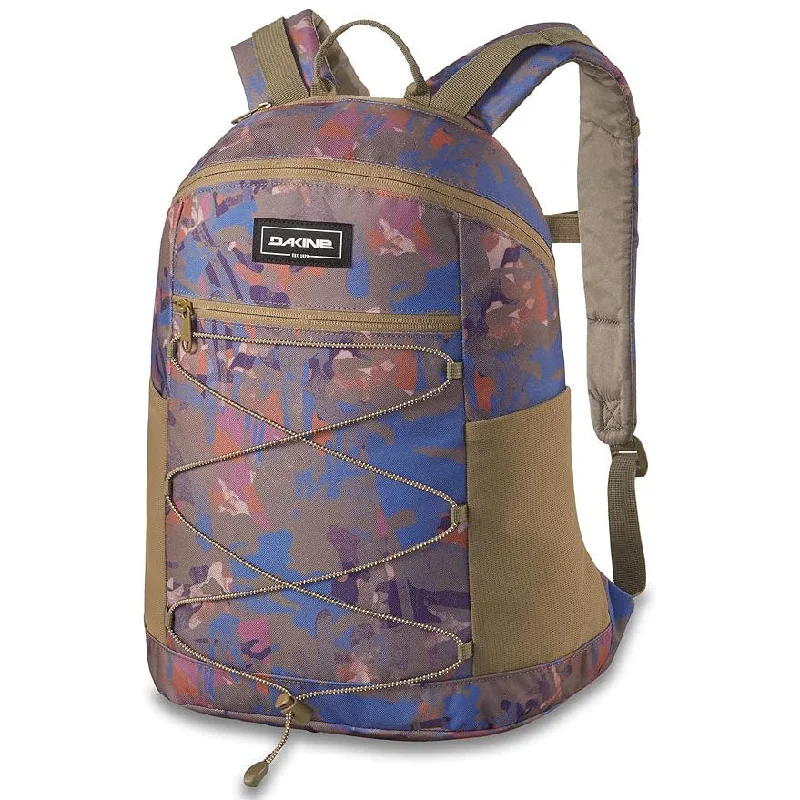 Camping hiking trail quiet-Dakine Unisex Haiku Camo Wndr 18L One Size Backpack - 10002629-HAIKUCAMO