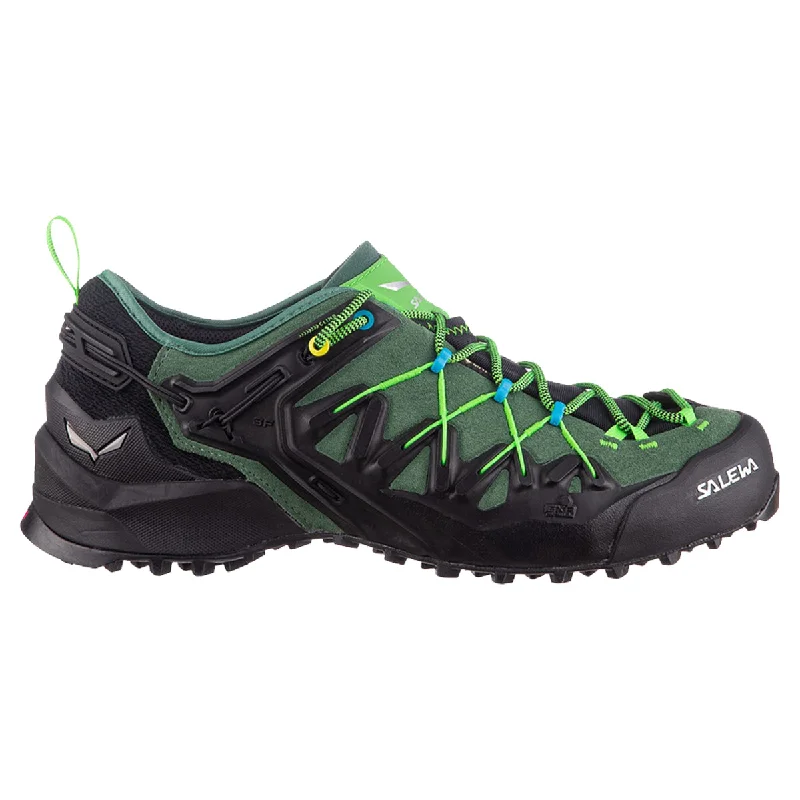 Camping hiking gear glow-Salewa Wildfire Edge GTX