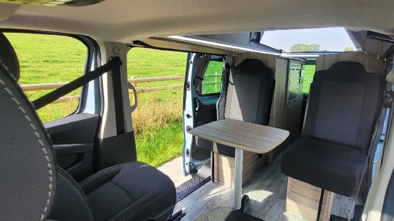 ergonomic camping back pads-The Flagship Witley Twin-Bed Campervan Conversion with Toilet for Renault Trafic: Available with 4, 5, or 6 Travelling Seats