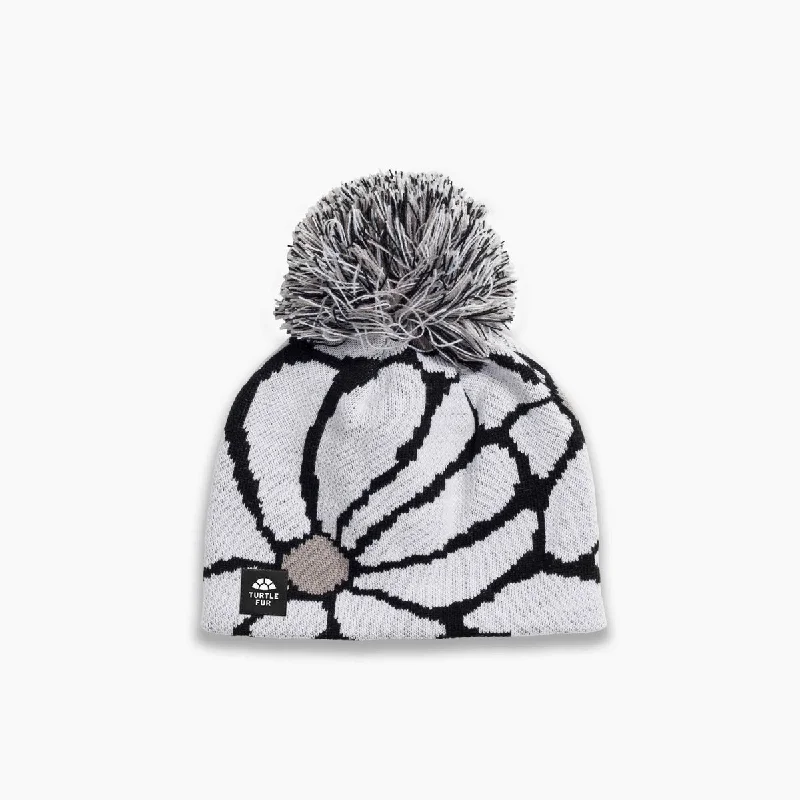 Camping hiking trail charm-Bloom Bloom Pom Beanie - Black