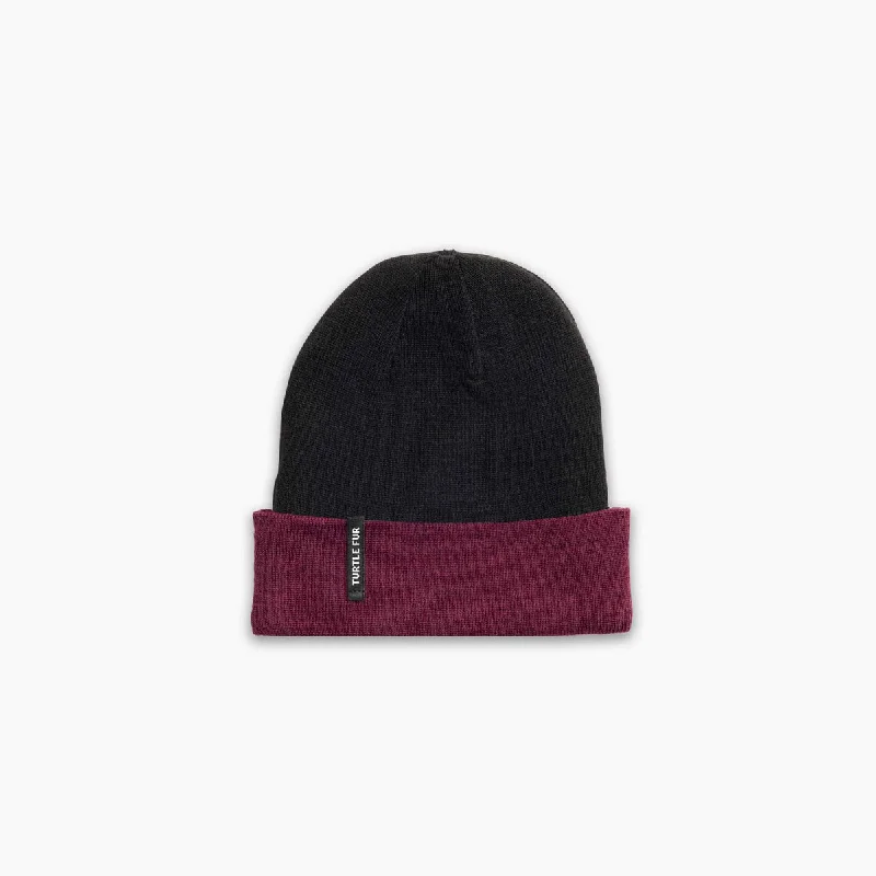 Camping hiking trail silence-Polylana Danimal Beanie - Wine